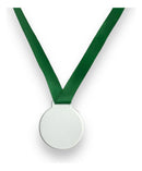 50 Medalhas Redondas 5cm Acrílico 2mm Fita Verde Escuro