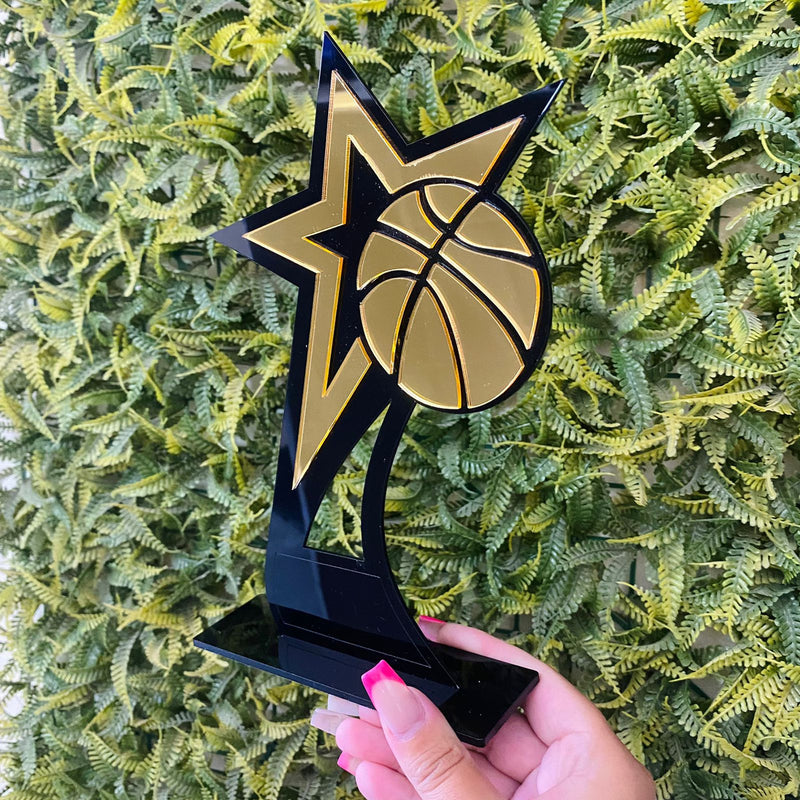 Troféu Basquete Acrílico Preto E Dourado 14x22 C/base Preta