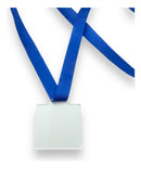 50 Medalhas Quadradas 5cm Acrílico Cristal 2mm C/ Fita Azul